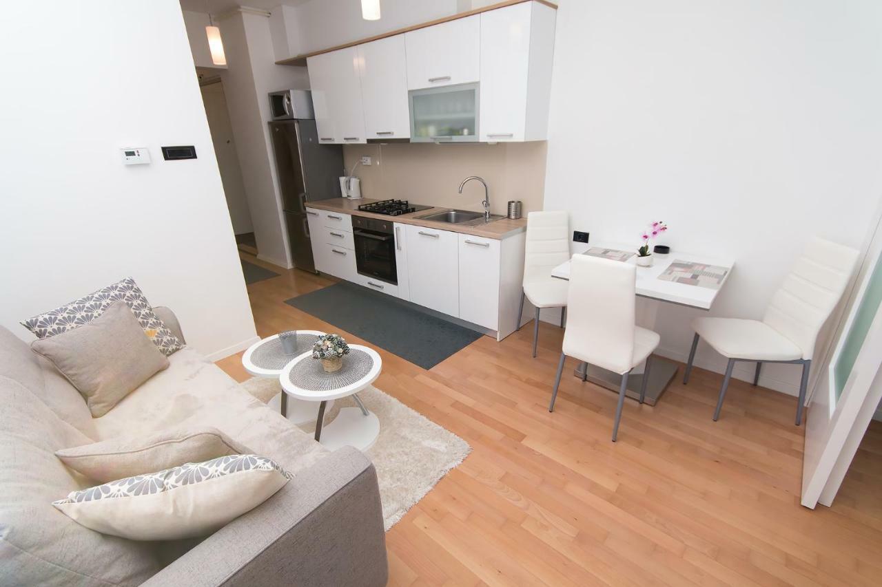 Studio Apartman Bella Appartamento Zagabria Esterno foto